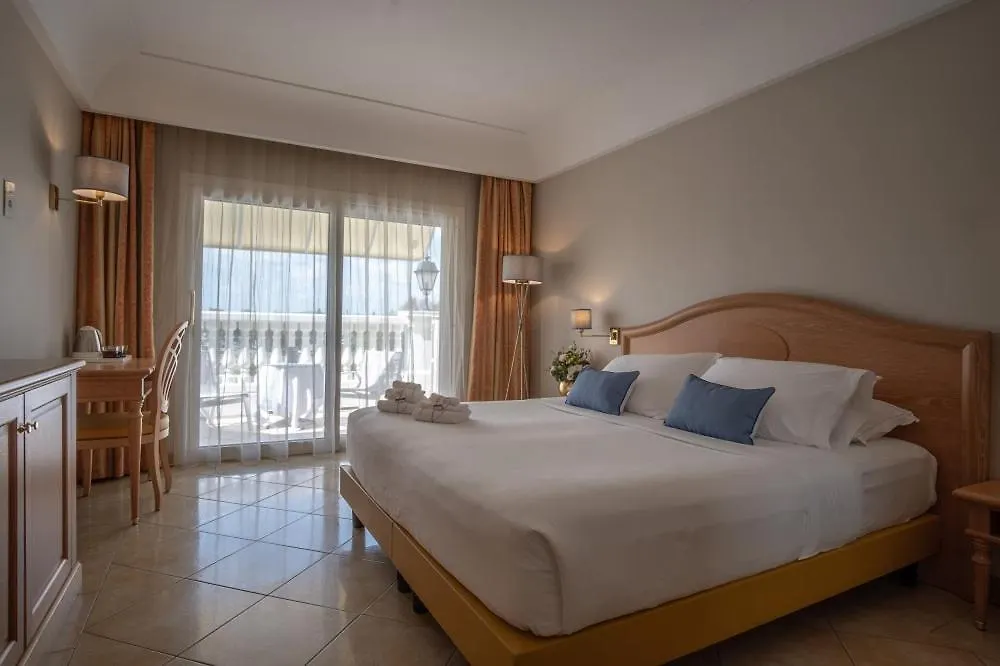 ****  Palace Hotel Desenzano Desenzano del Garda Italy
