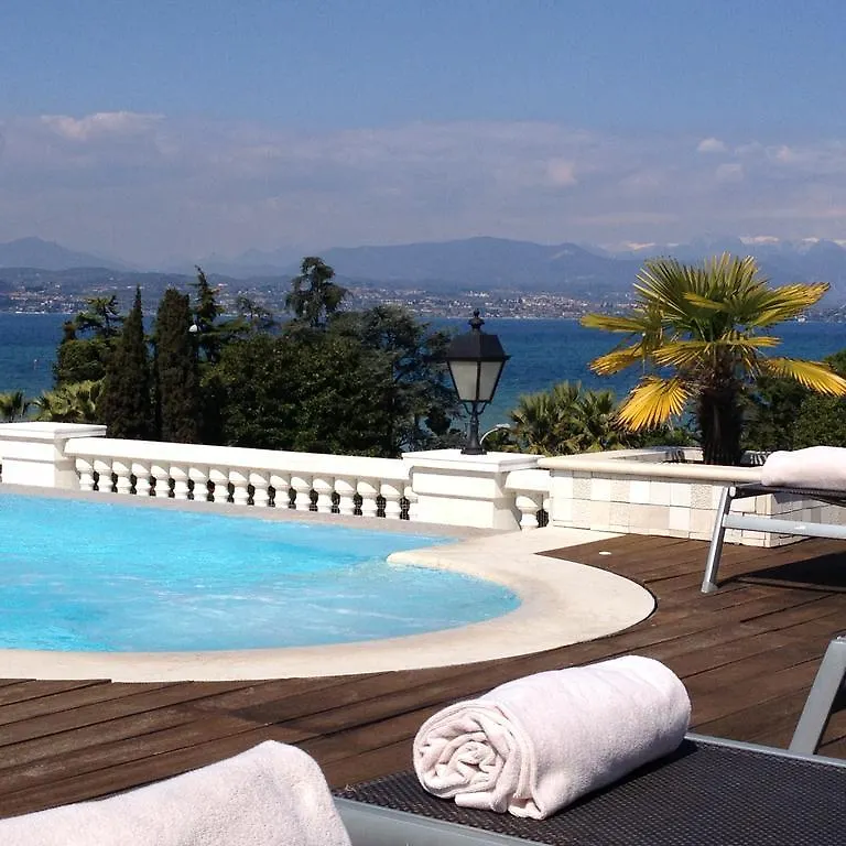 Palace Hotel Desenzano Desenzano del Garda 4*,