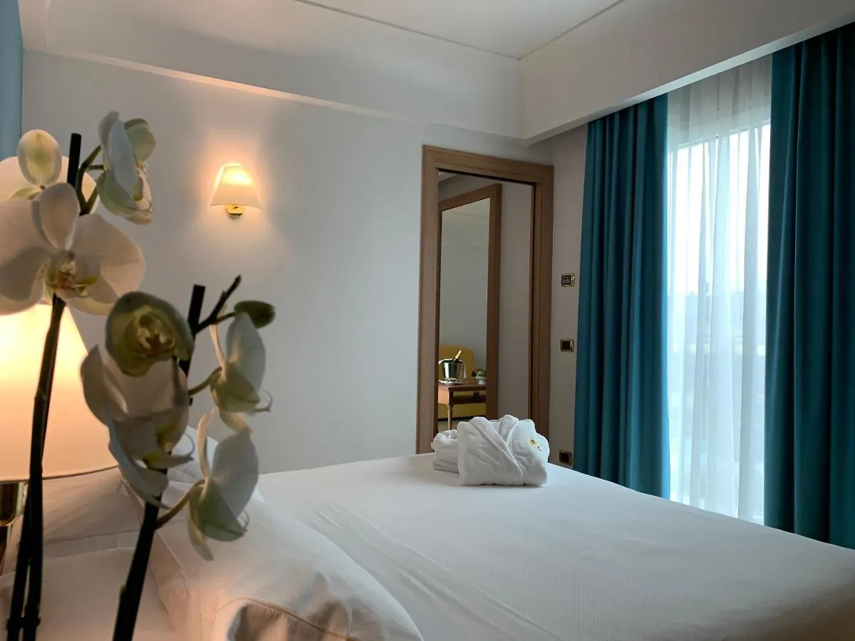 Palace Hotel Desenzano Desenzano del Garda Italy